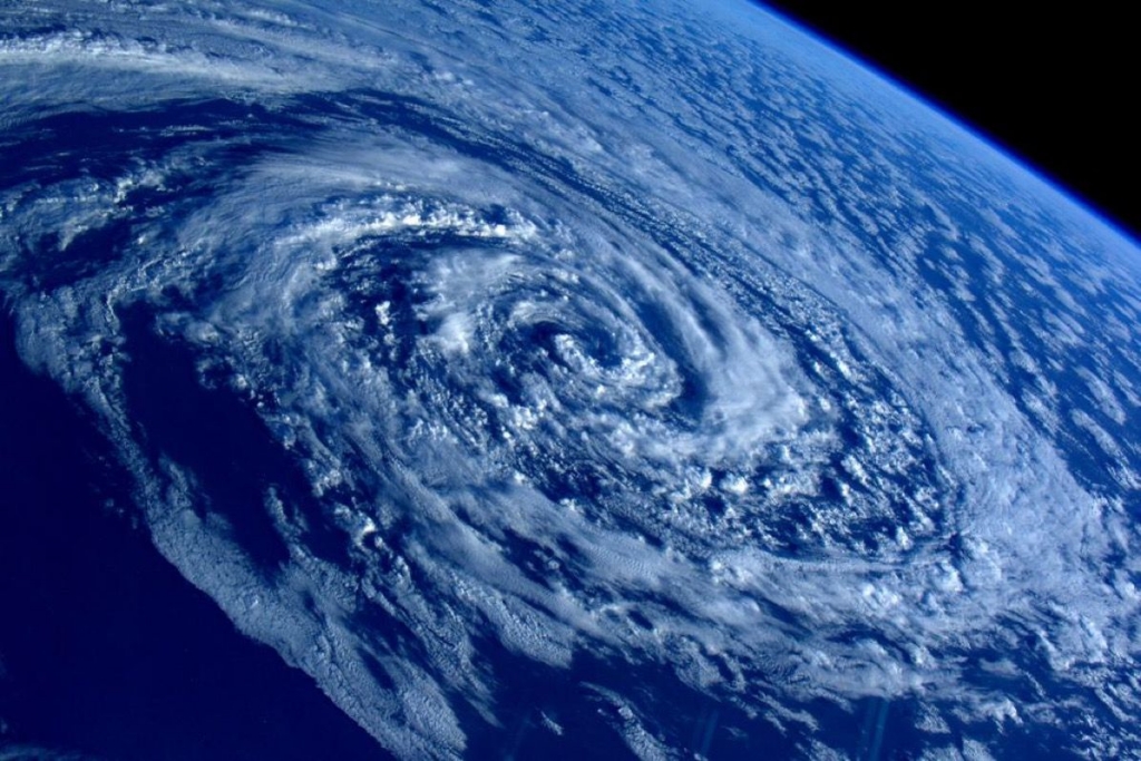 ISS-106