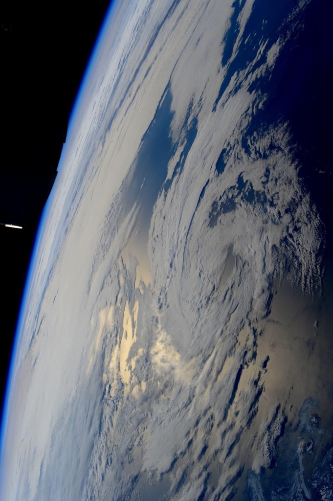 ISS-185